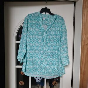 New Relativity Green Designed Button Down Shirt Lightweight Women's 2X 18/20